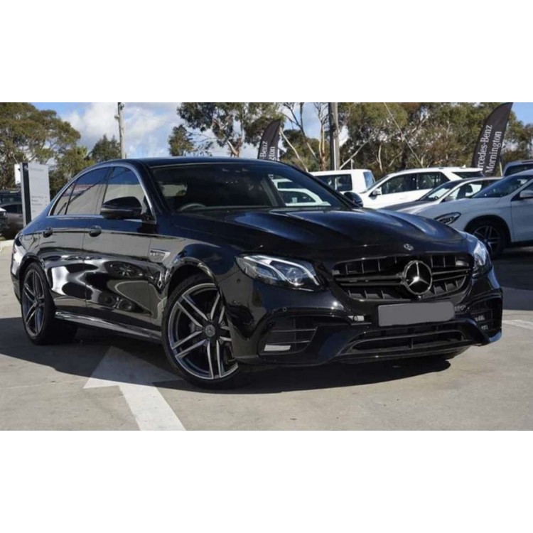 Черен лак решетка тип AMG за Mercedes E класа W213 Черен лак решетка тип AMG за Mercedes E класа W213